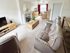Lounge- click for photo gallery